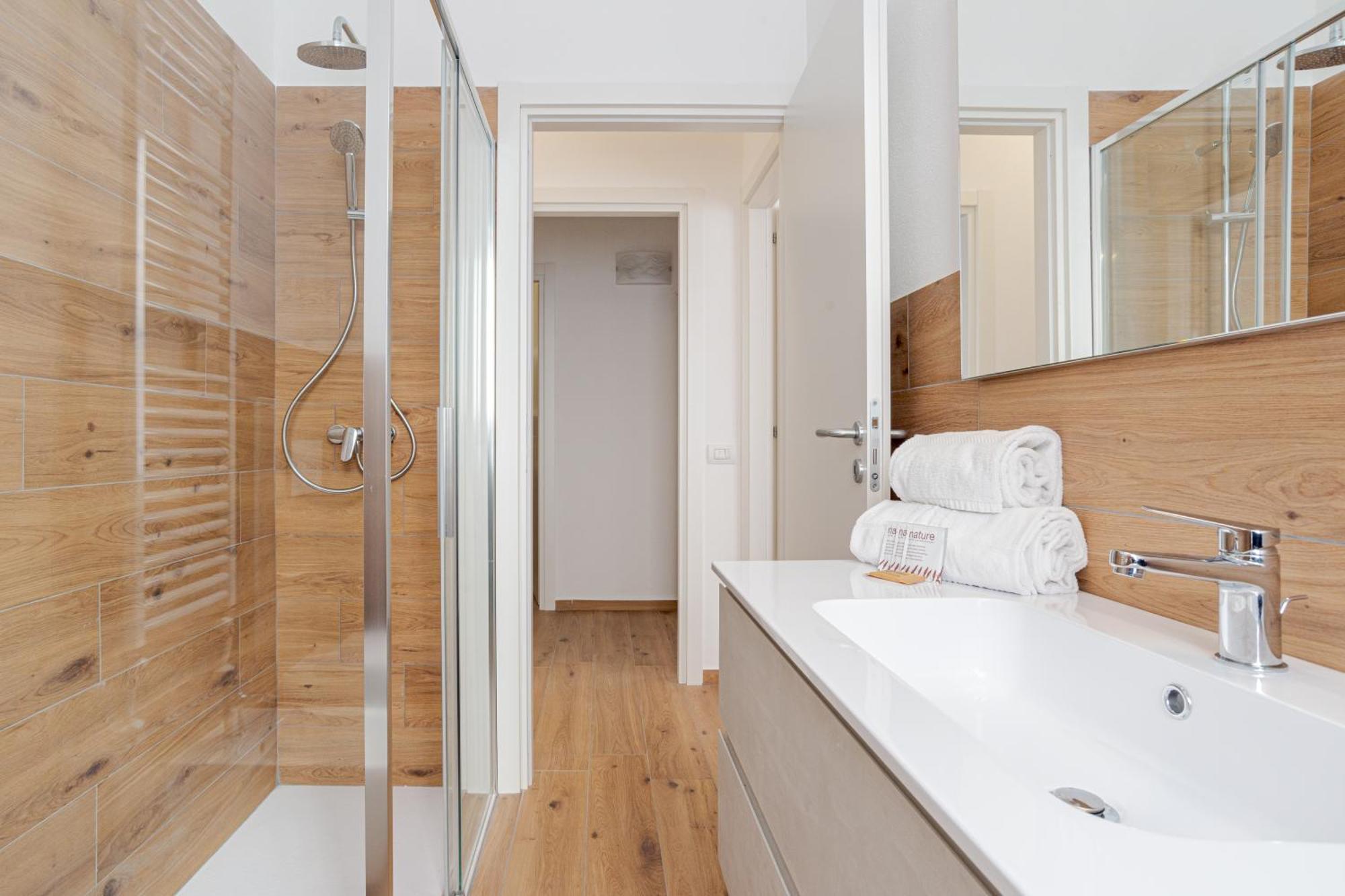 Roomy And Bright With Terrace! Apartment