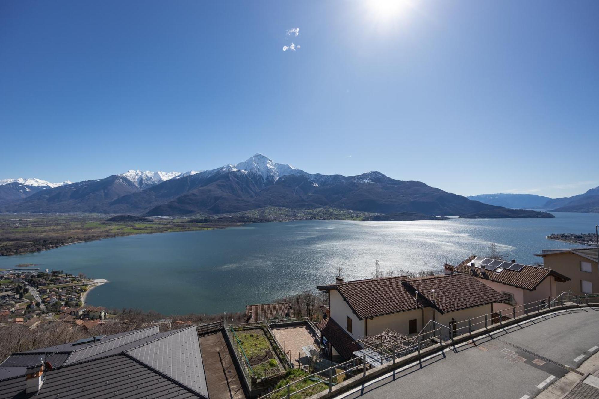 Lago Di Como - Luxury Panoramic Garden - Free Wifi *