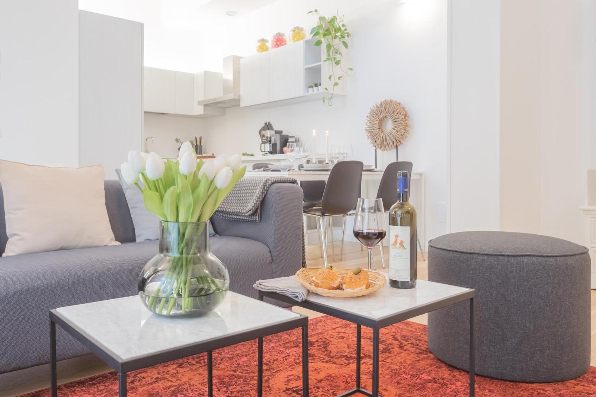 Palazzo Tatti By Rent Apartment Como