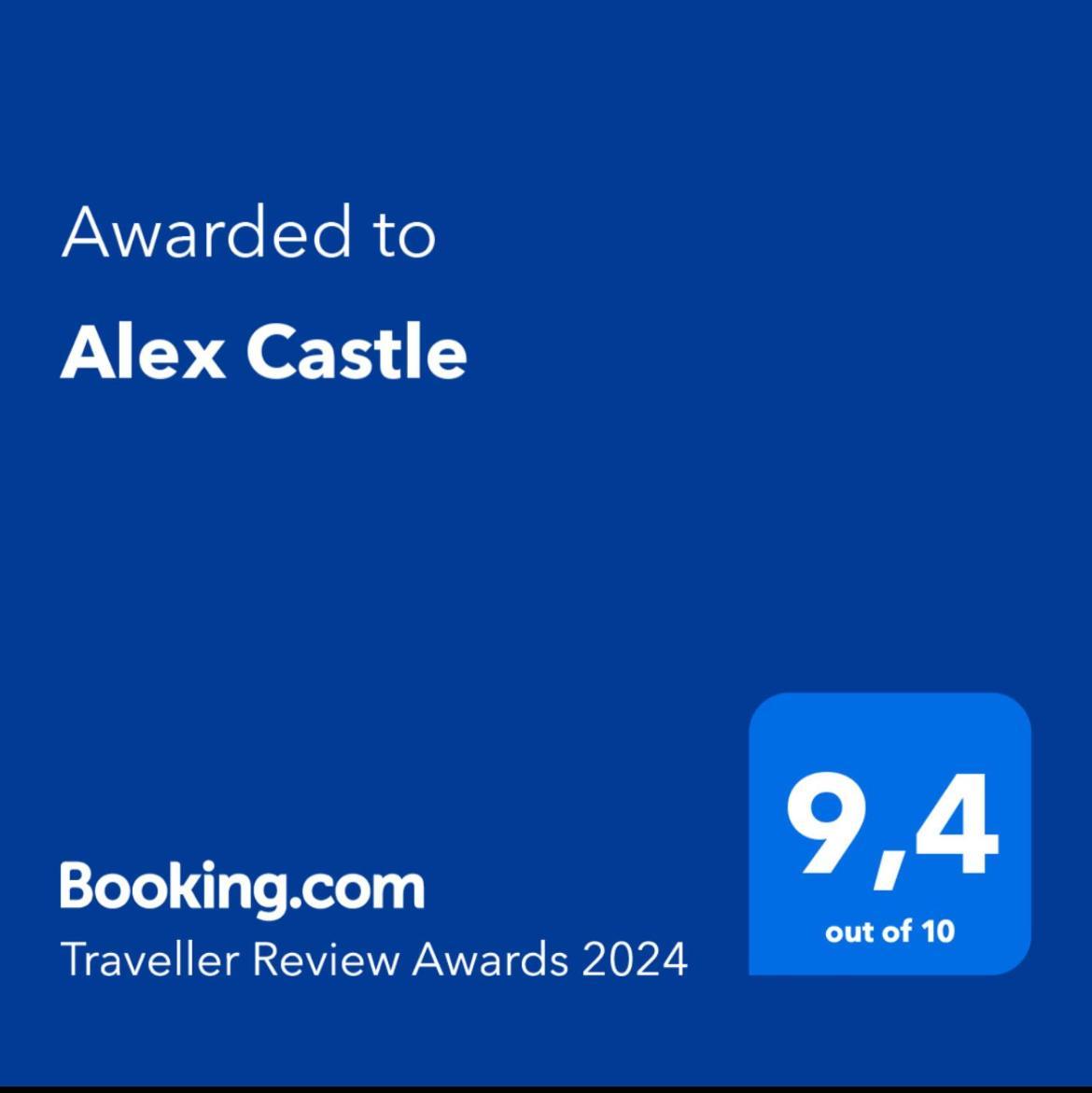 Alex Castle *
