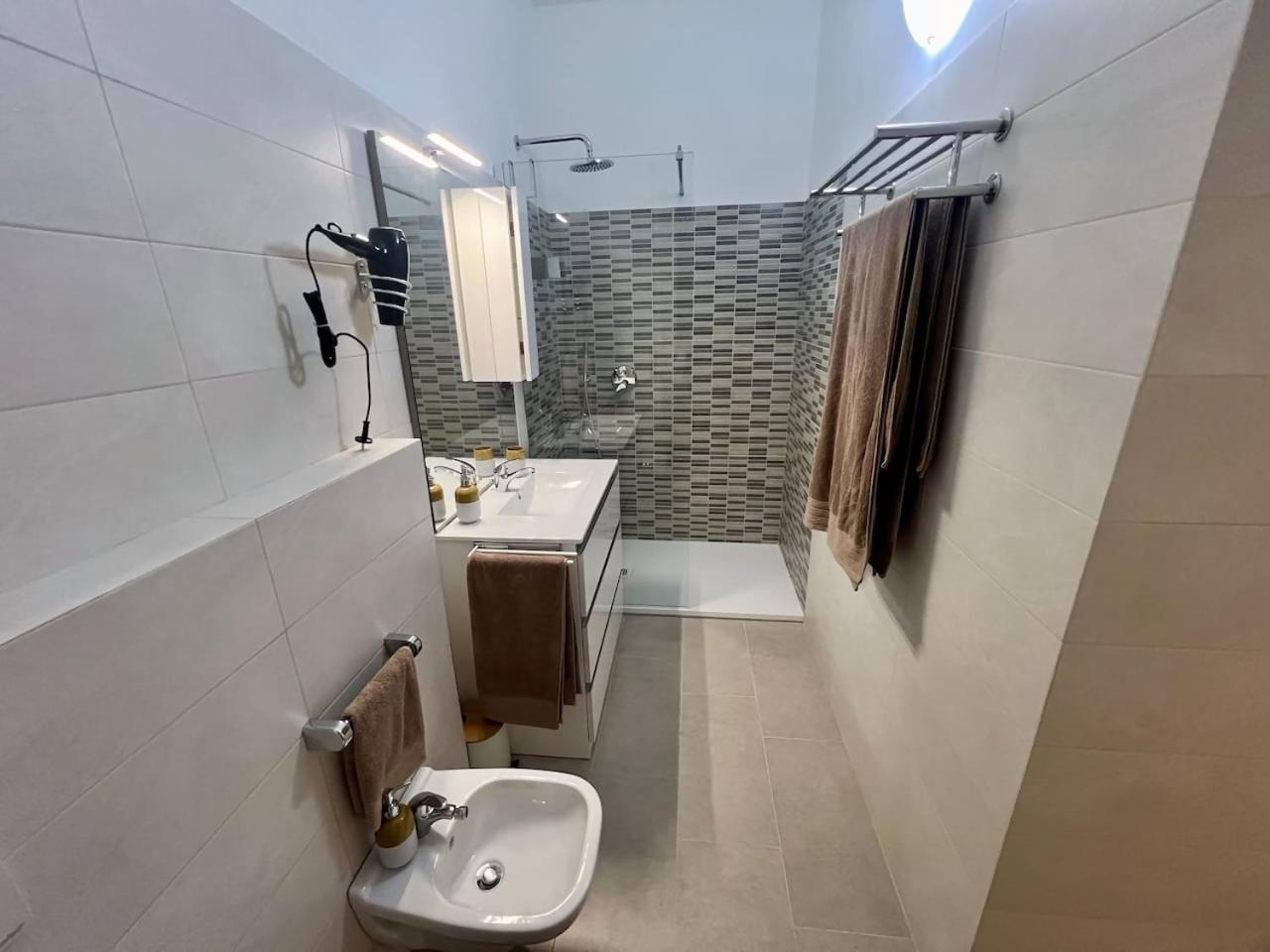 Apartment Blue's Place - Vicino Stazione Chiasso