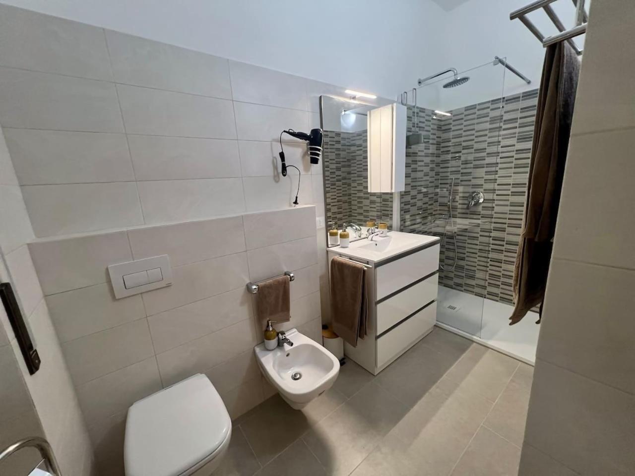Blue's Place - Vicino Stazione Chiasso Apartment *