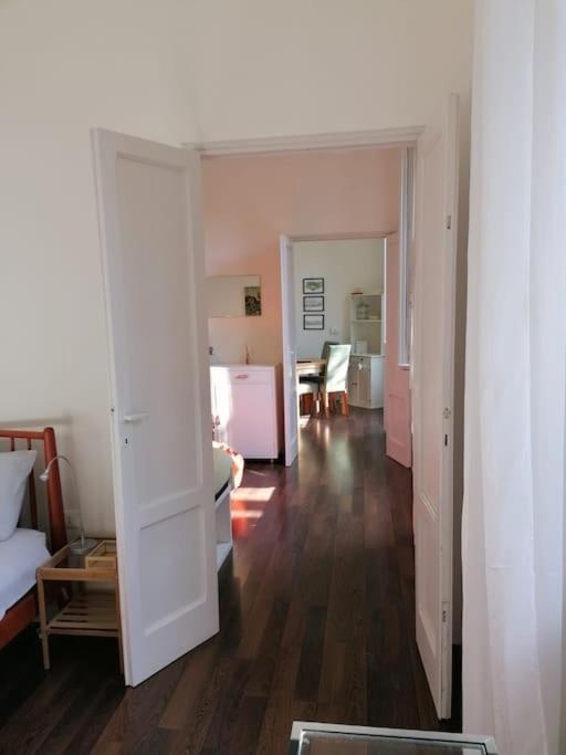 Apartment Near The Lake - Apt/quiet/parking