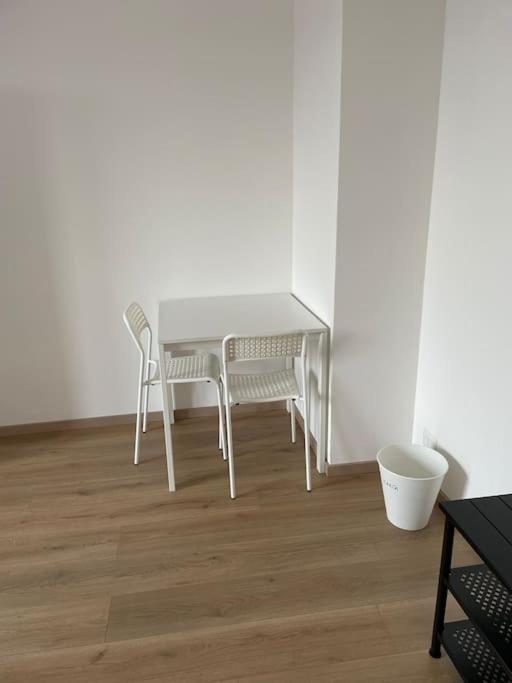 Casa Di Silvia Cir 013075-lni-00275 Apartment *