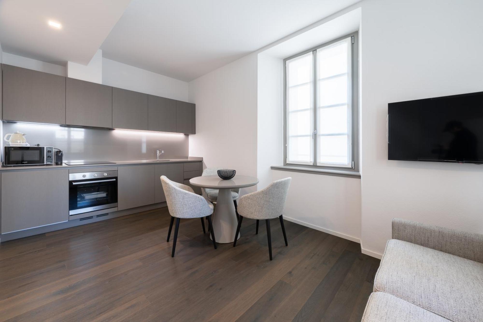 Palazzo La Cortesella - Modern Design & Location *