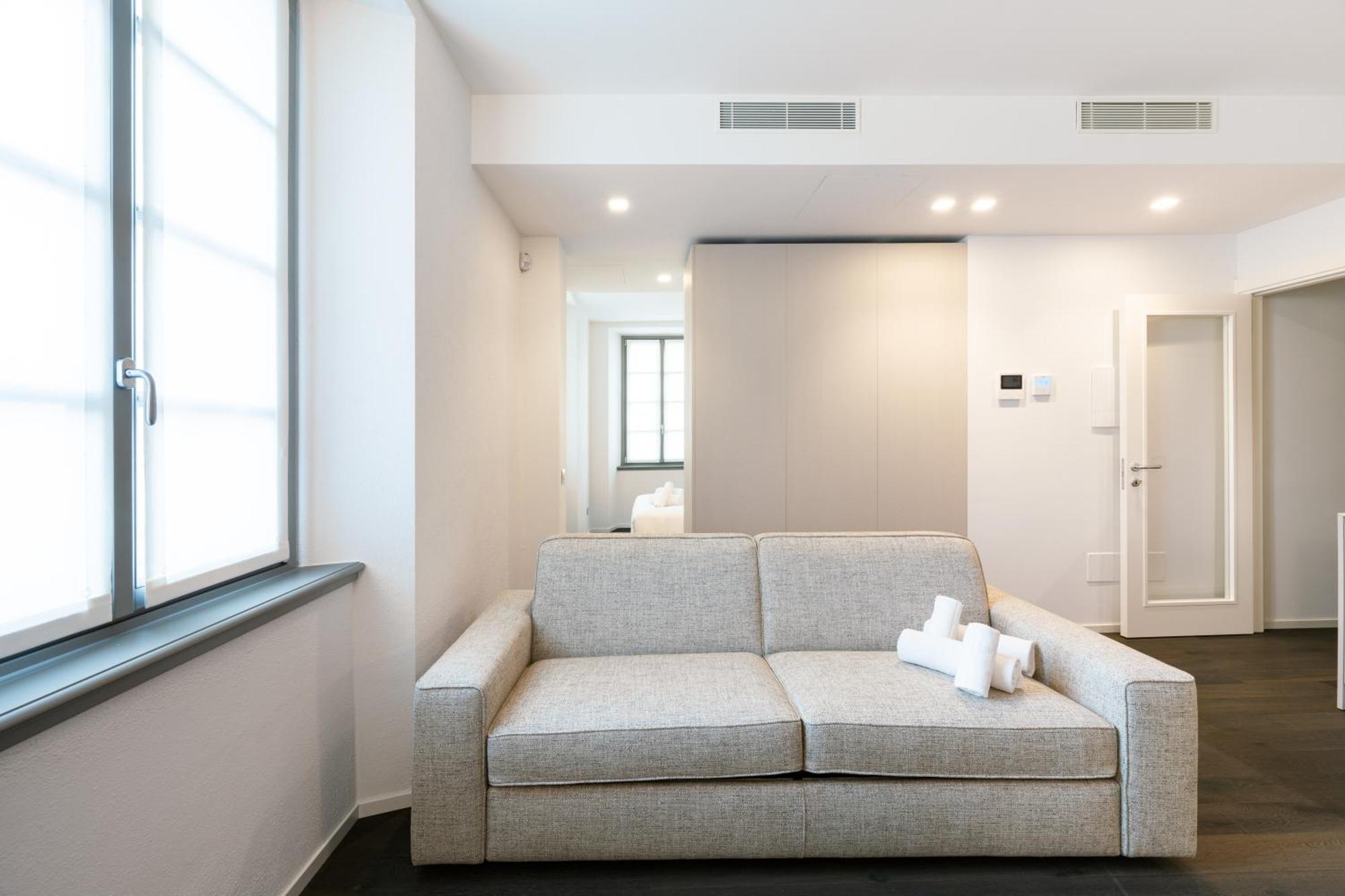 Palazzo La Cortesella - Modern Design & Location Apartment Como