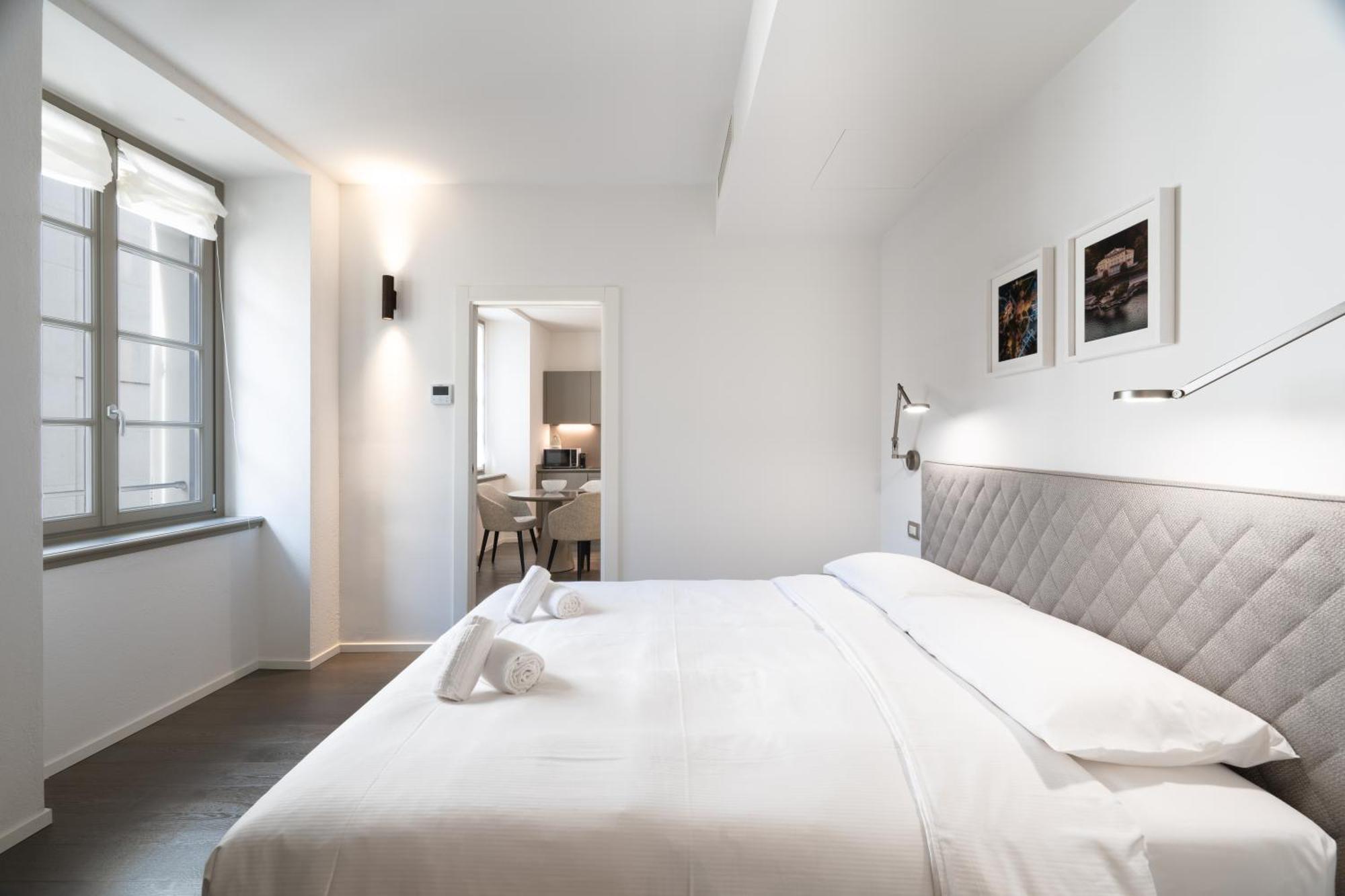 Palazzo La Cortesella - Modern Design & Location Apartment *