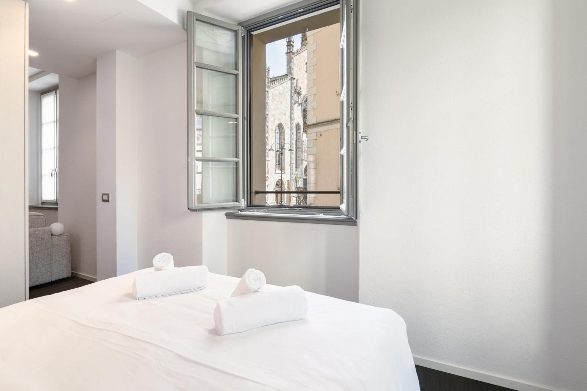 Palazzo La Cortesella - Modern Design & Location *