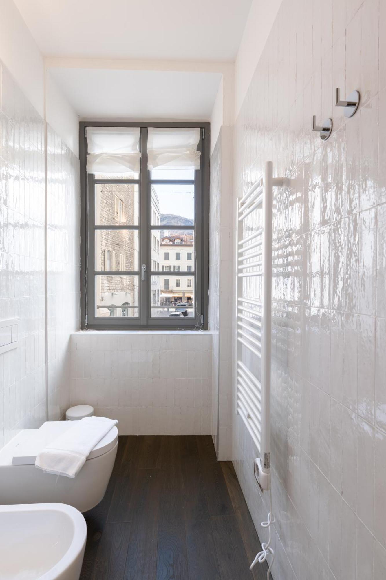 Palazzo La Cortesella - Modern Design & Location