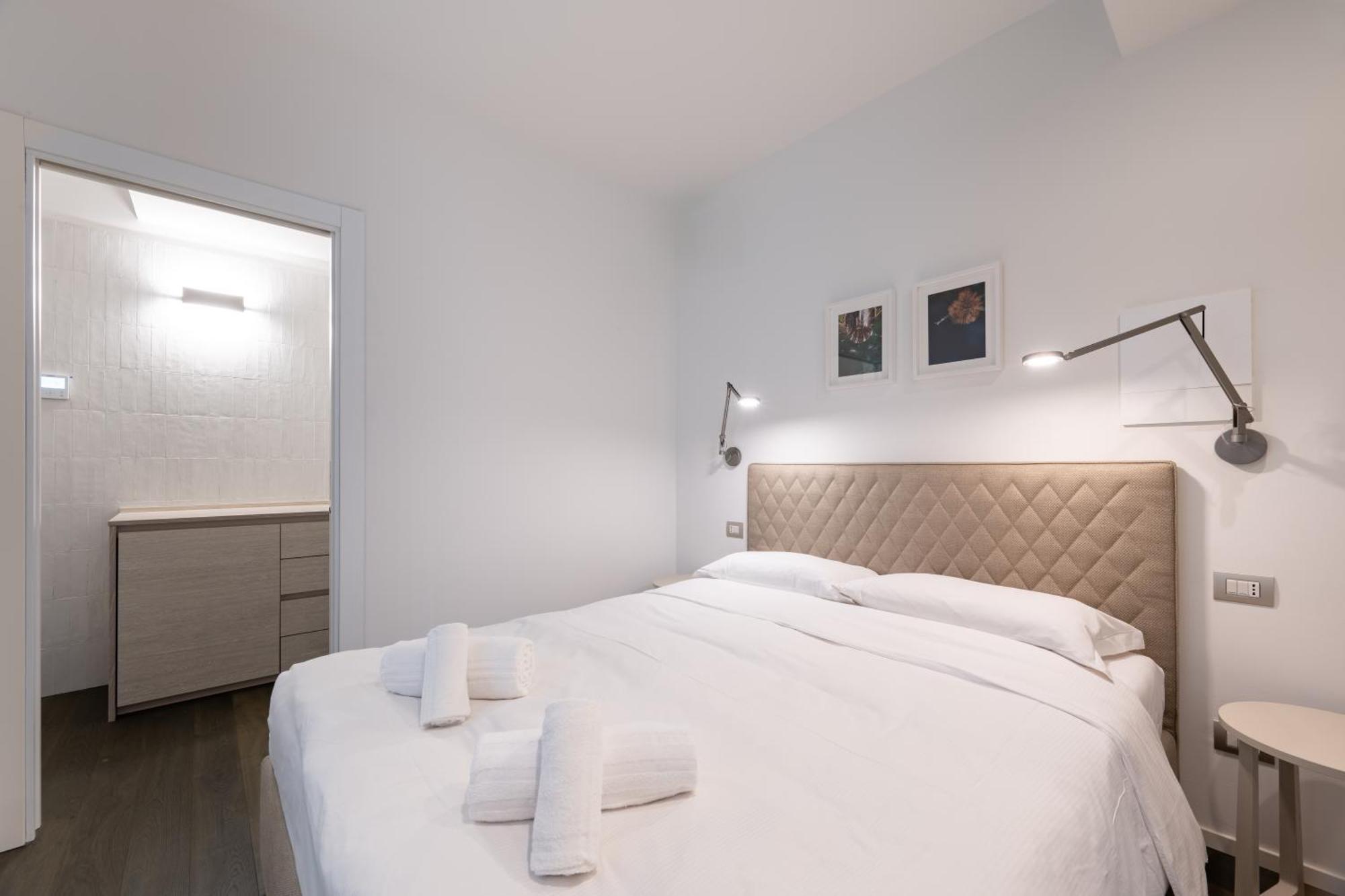 Palazzo La Cortesella - Modern Design & Location *