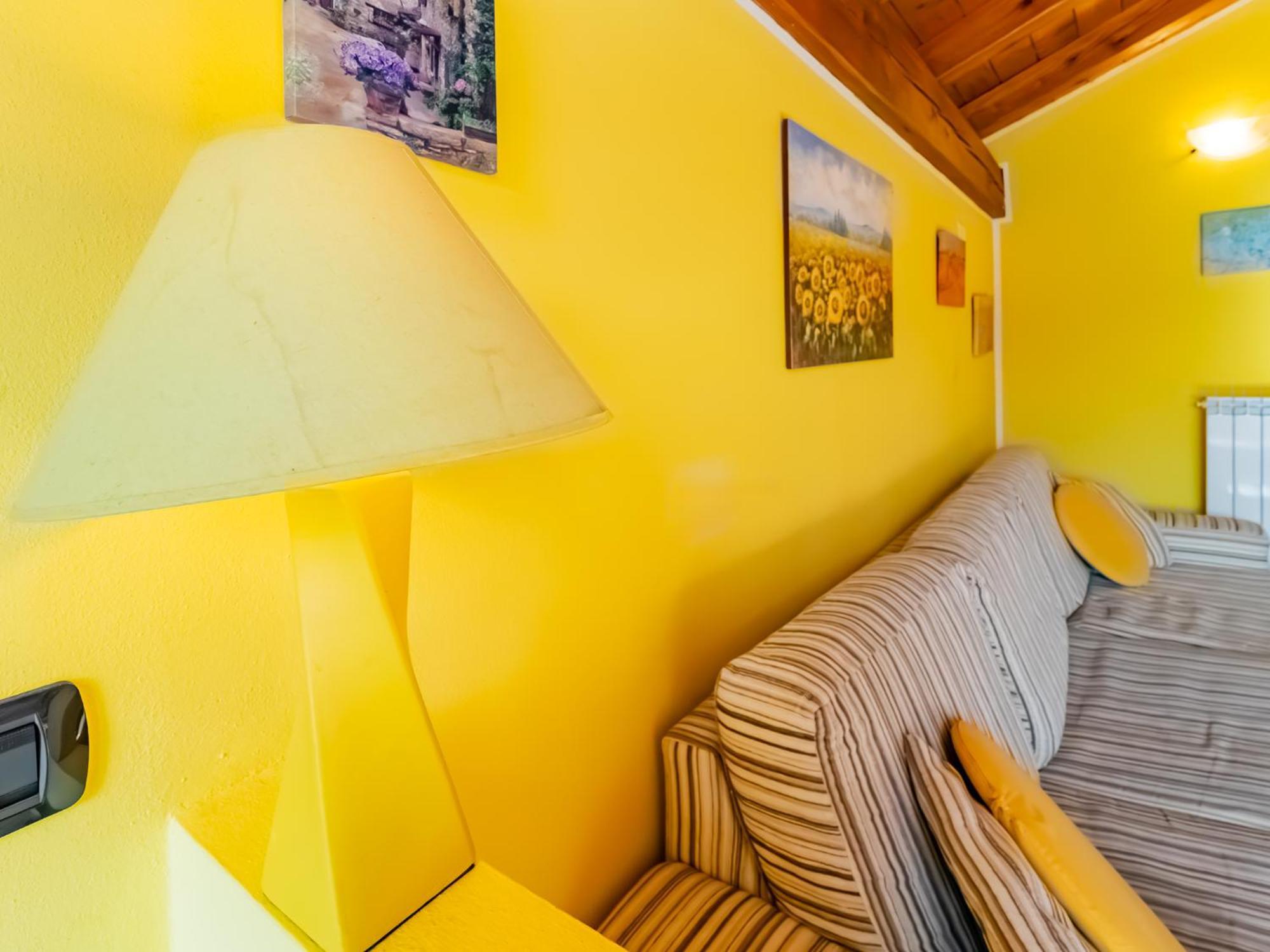 Rododendro House Relax Apartment Morbio