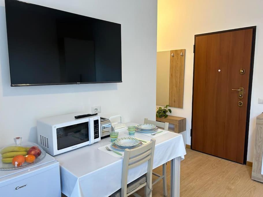 Blue's Place - Vicino Stazione Chiasso