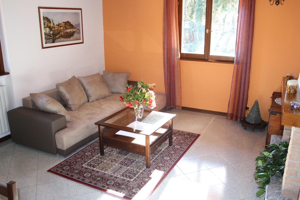 Bella Vista Di *