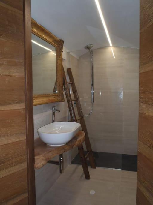 B-lake Apartment