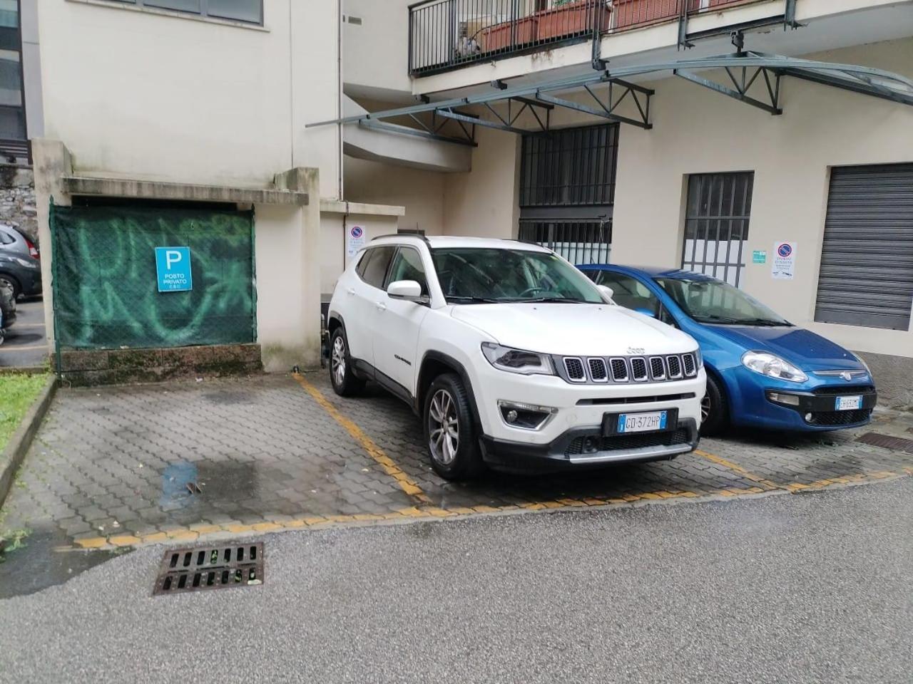 Sium's Como