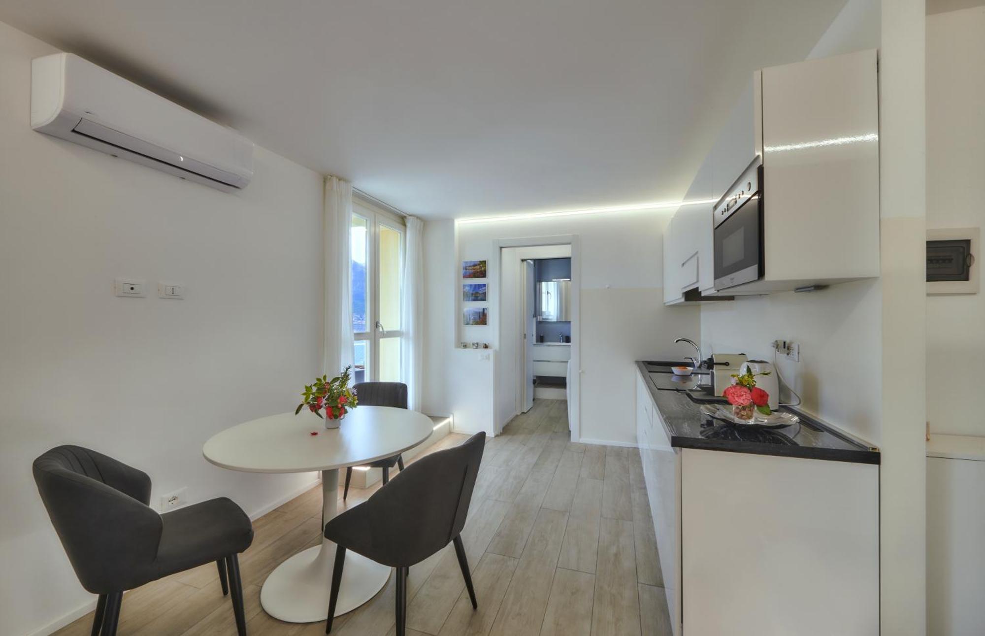 Majestic Sunrise Apartment