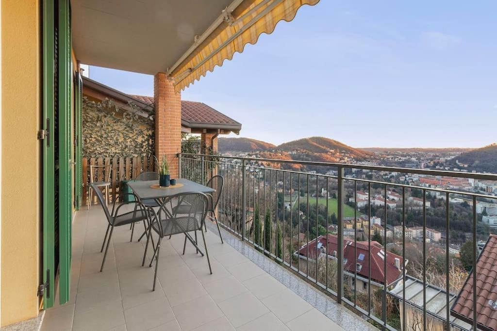 Bellavista Con Ac E Posto Auto A Brunate Apartment