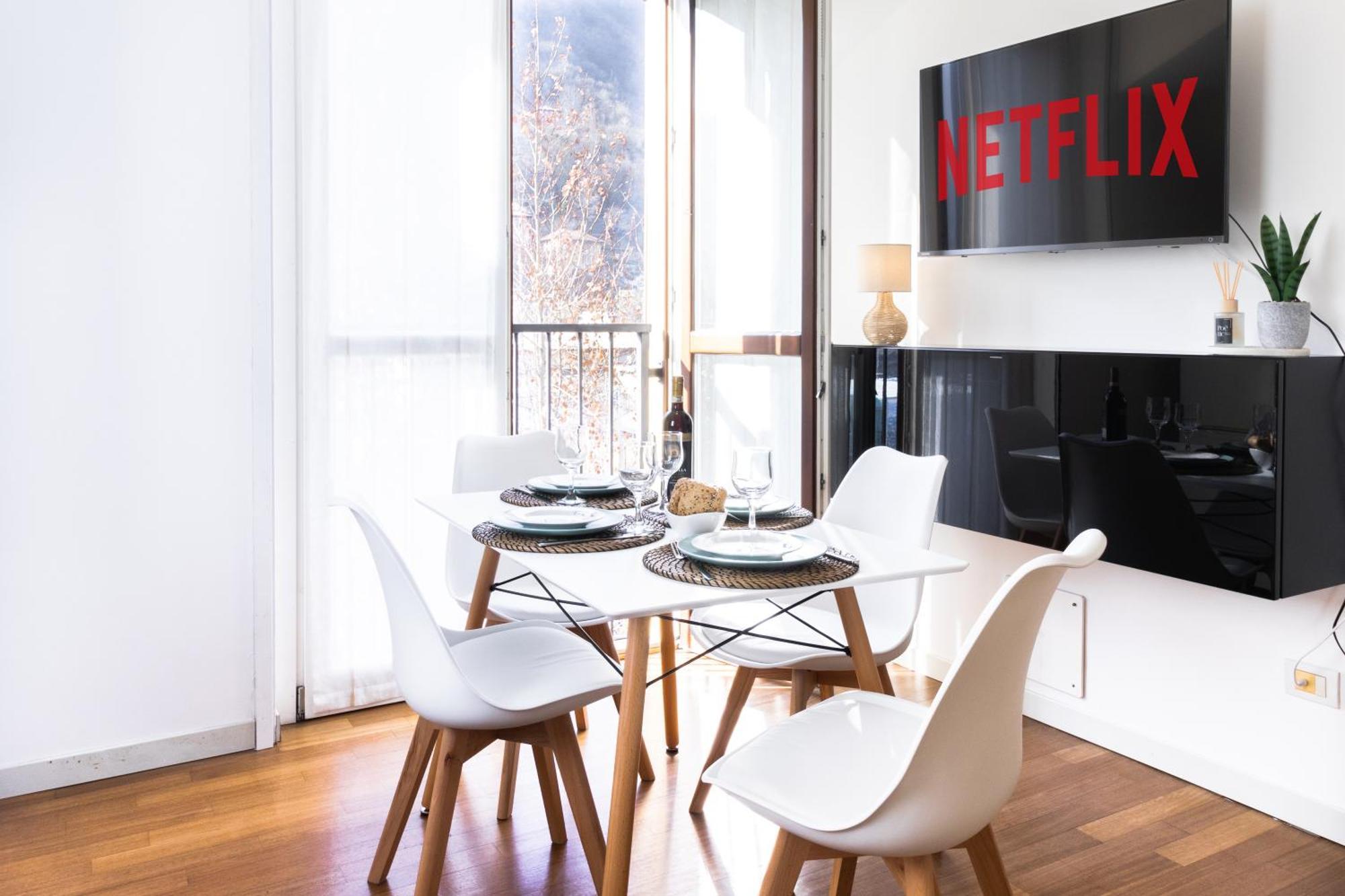 Dream In Apartment *