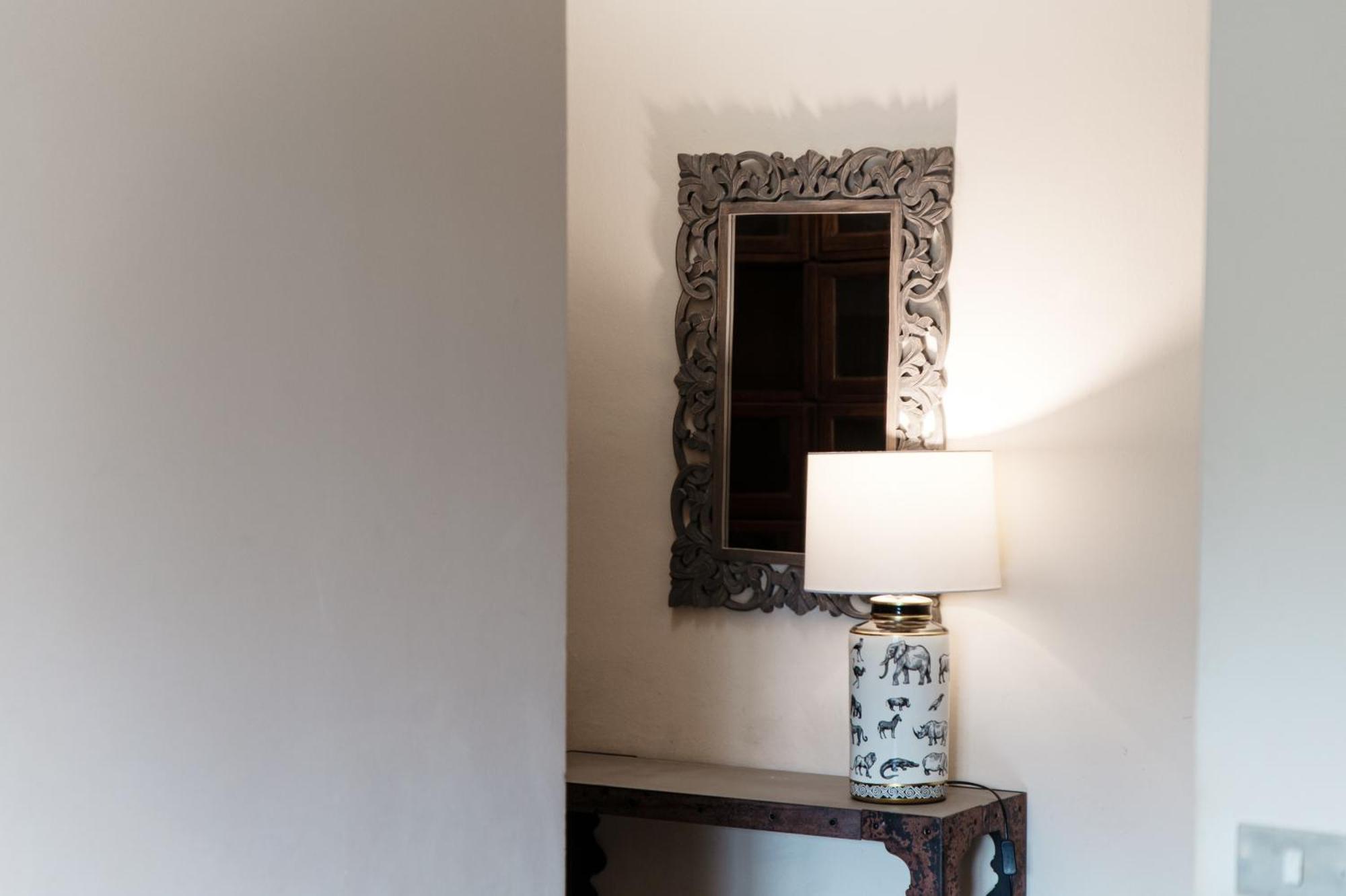 Ginco's - Downtown Apartment