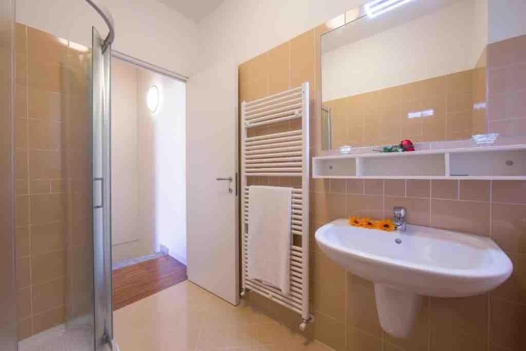 Due Apartment *