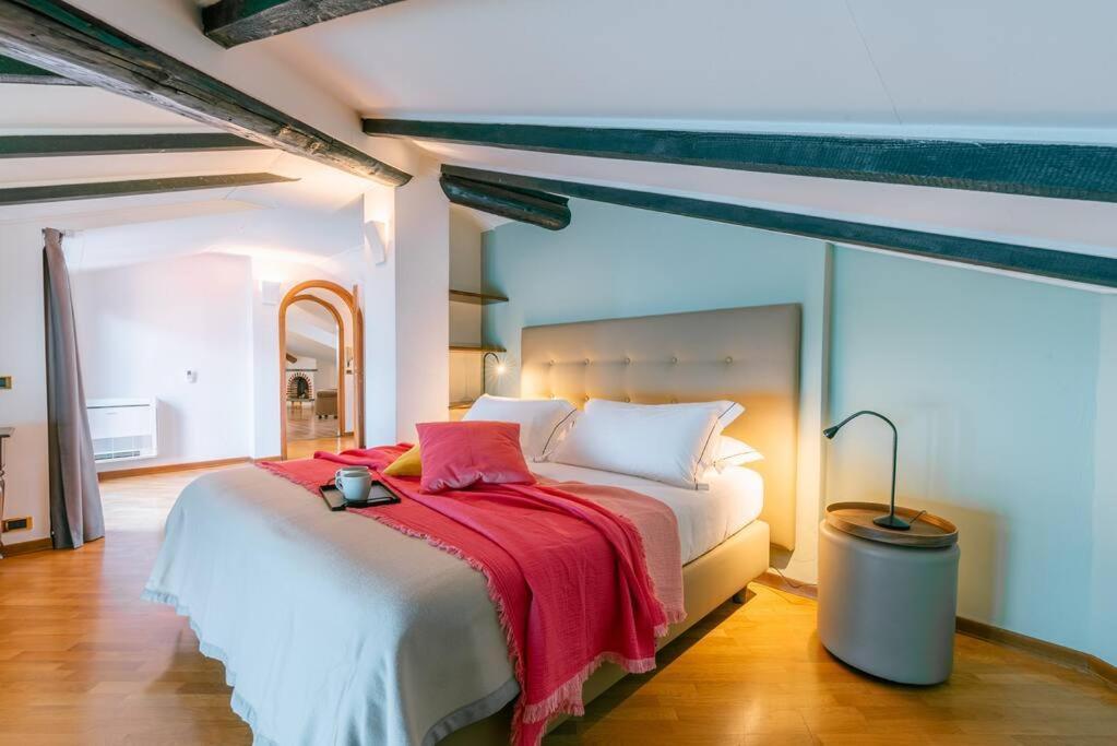 Apartment Loft Glicine, By R Collection