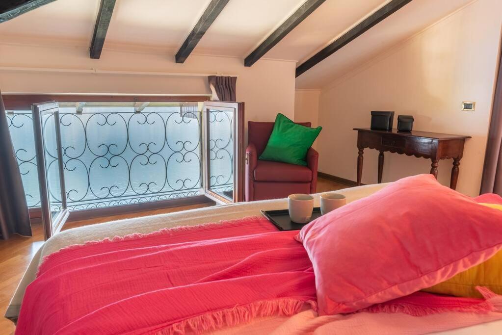 Loft Glicine, By R Collection Apartment