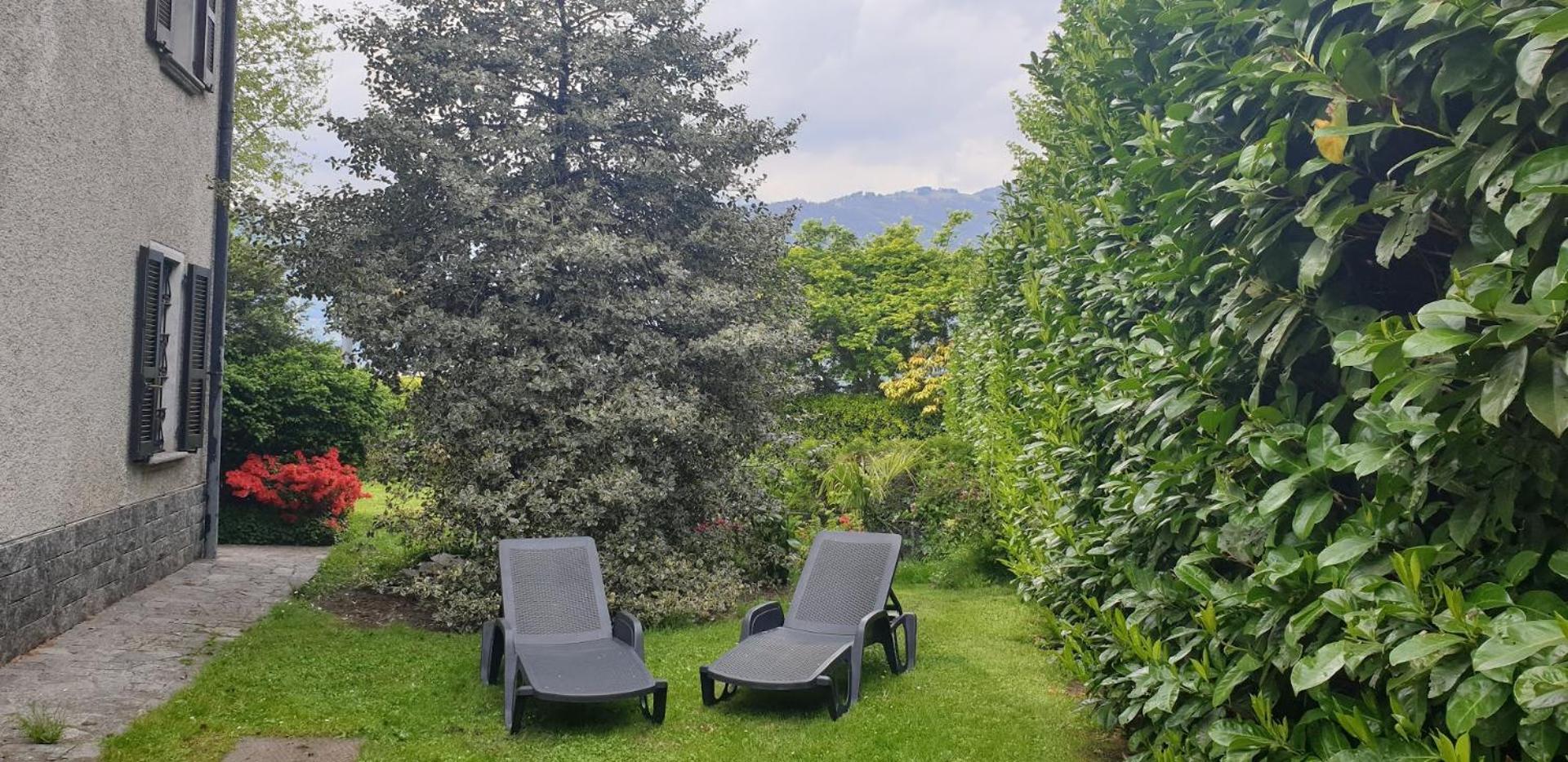 Ground Floor- Pet Friendly Stay-private Garden-parking-lake View - Bike Friendly House Apartment Colico