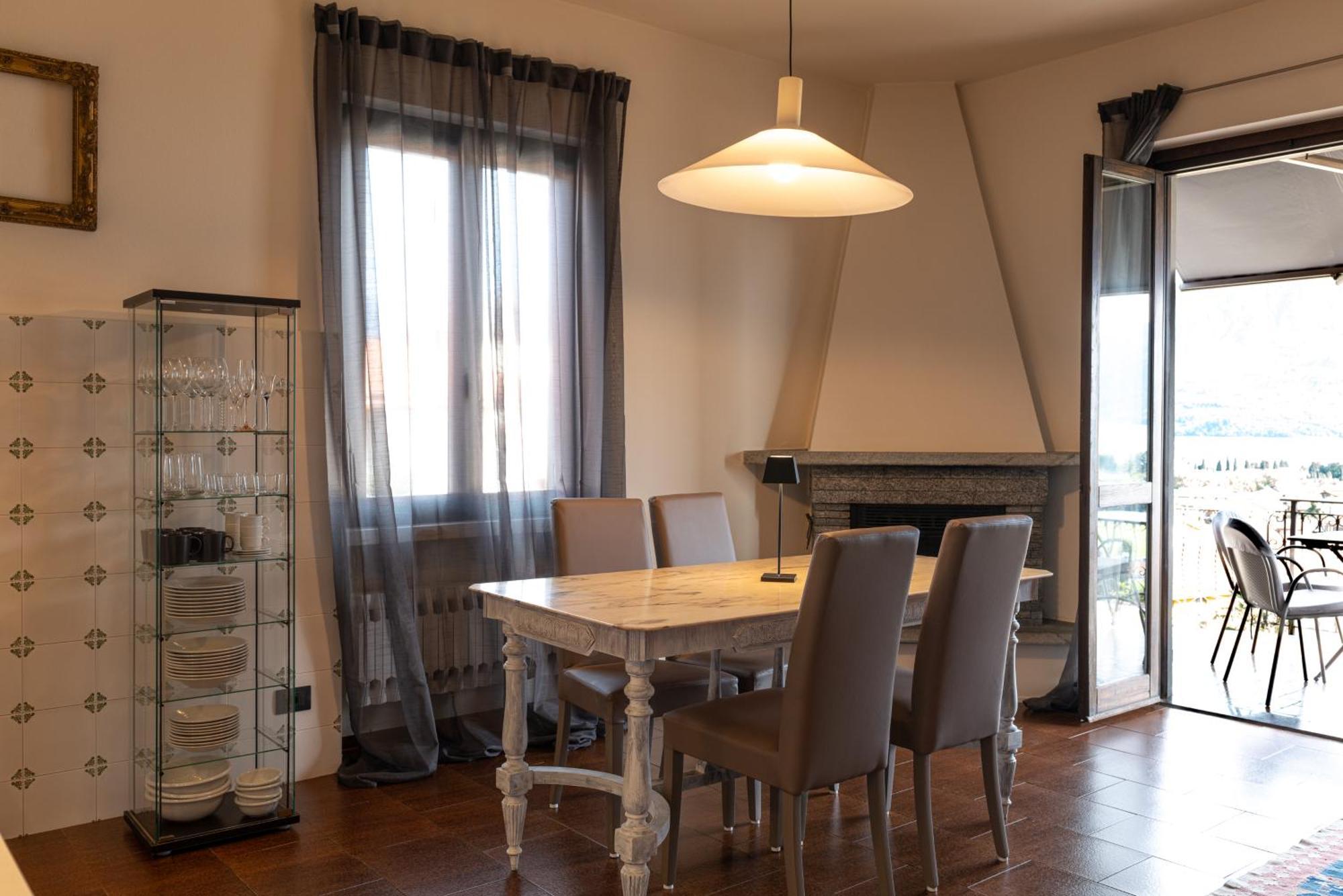 Apartment Alabastro Ago Luxury & Gravedona