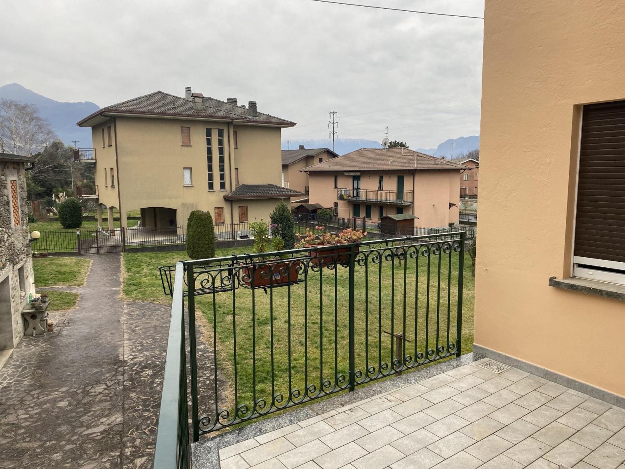 Lodge Yuki Dervio