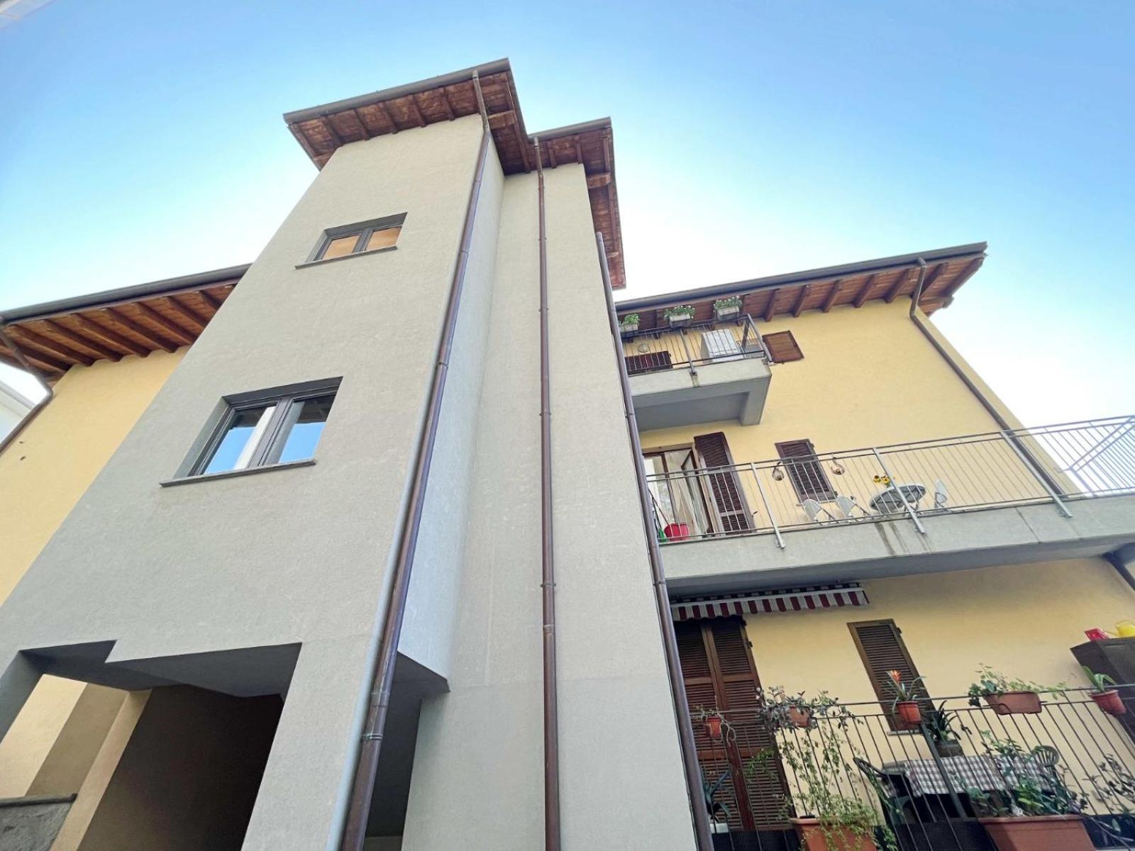 Confortevole Con Terrazza
