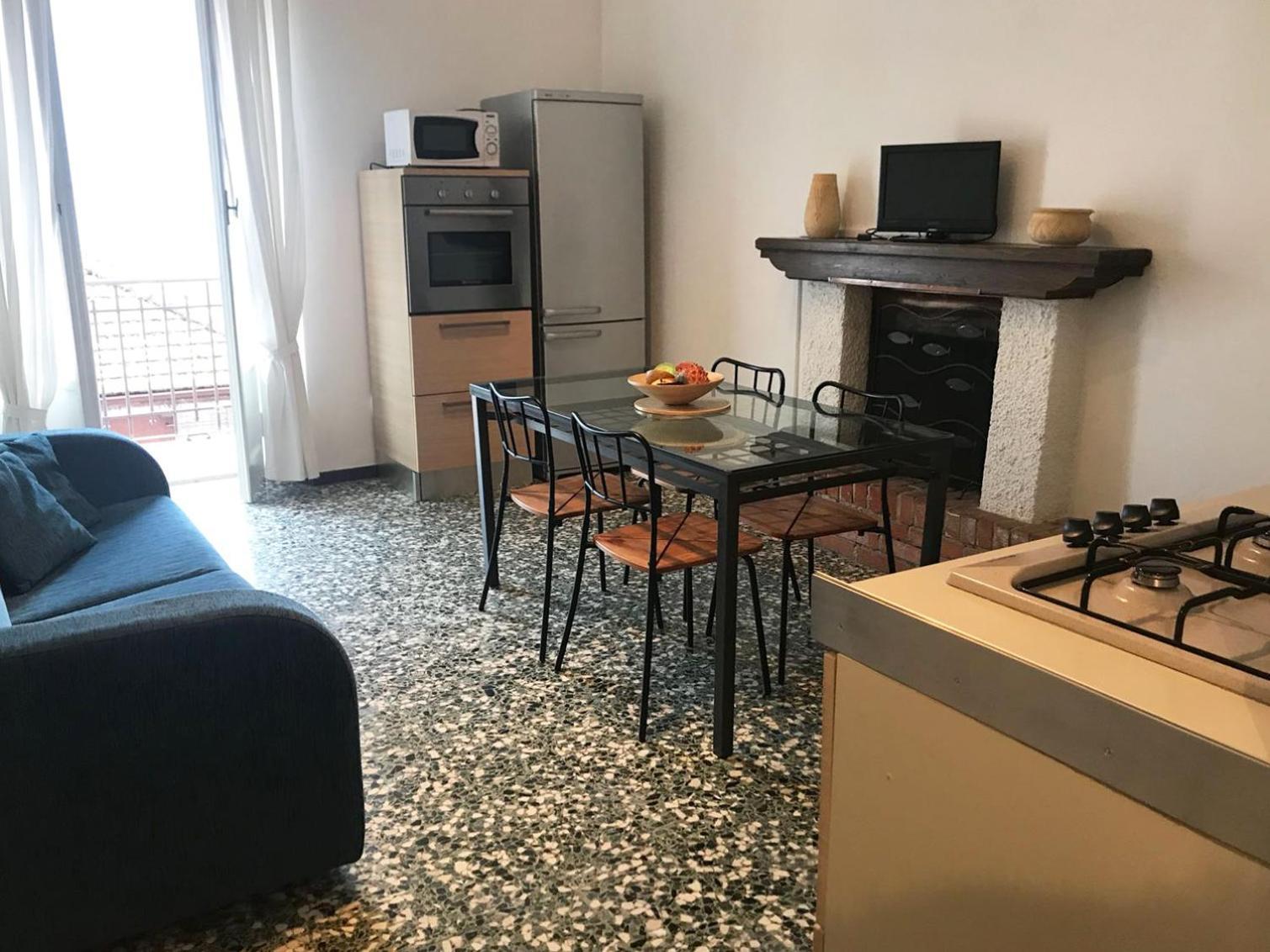 Apartment The Romantic Village House - With Lake View Colonno