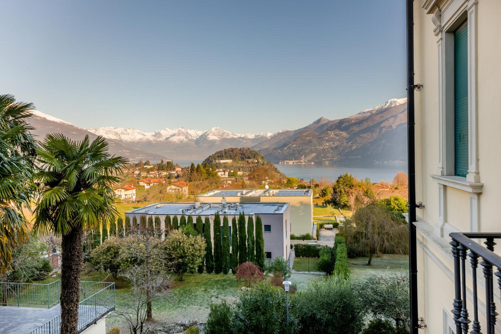 Regal With View And Free Parking Apartment Bellagio