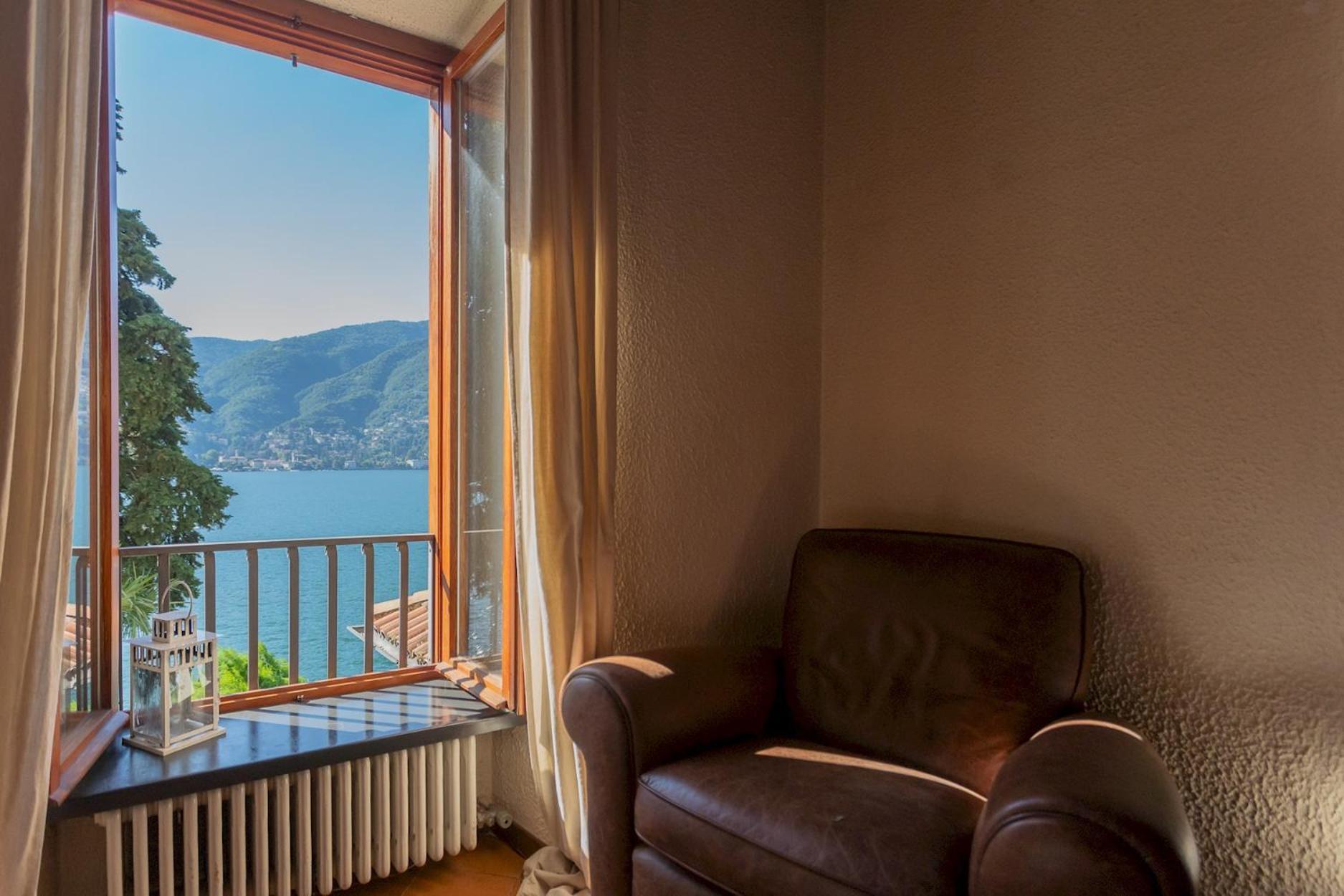 Front With Private Funicular By Rent * Como