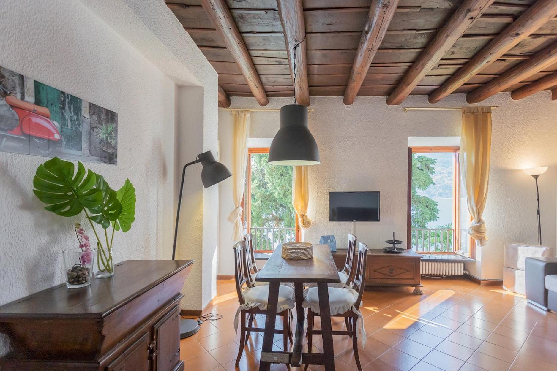Front With Private Funicular By Rent Apartment