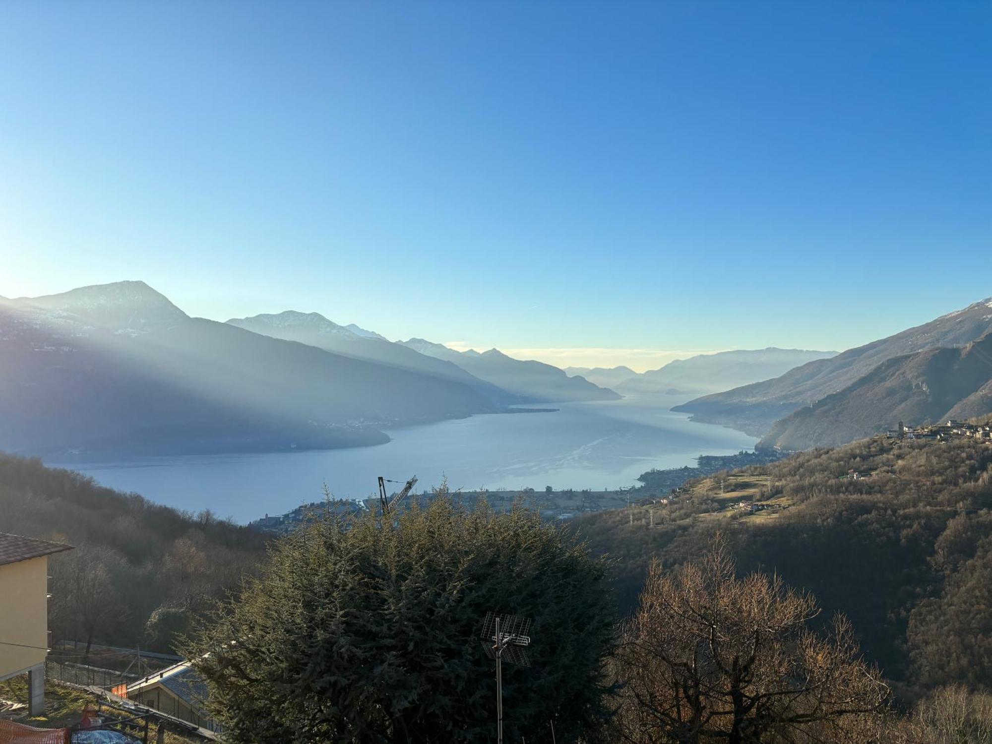 Apartment Stunning View Peglio - Larihome A45