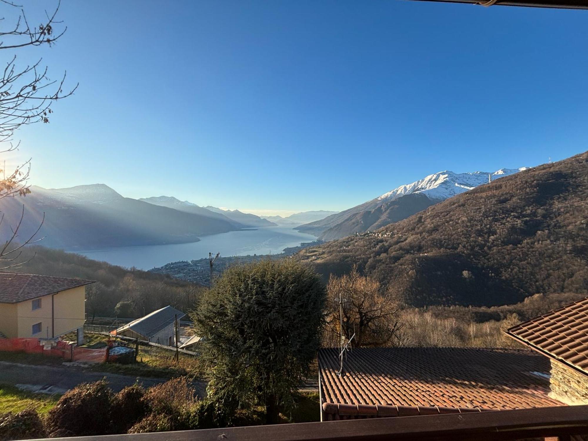 Apartment Stunning View Peglio - Larihome A45
