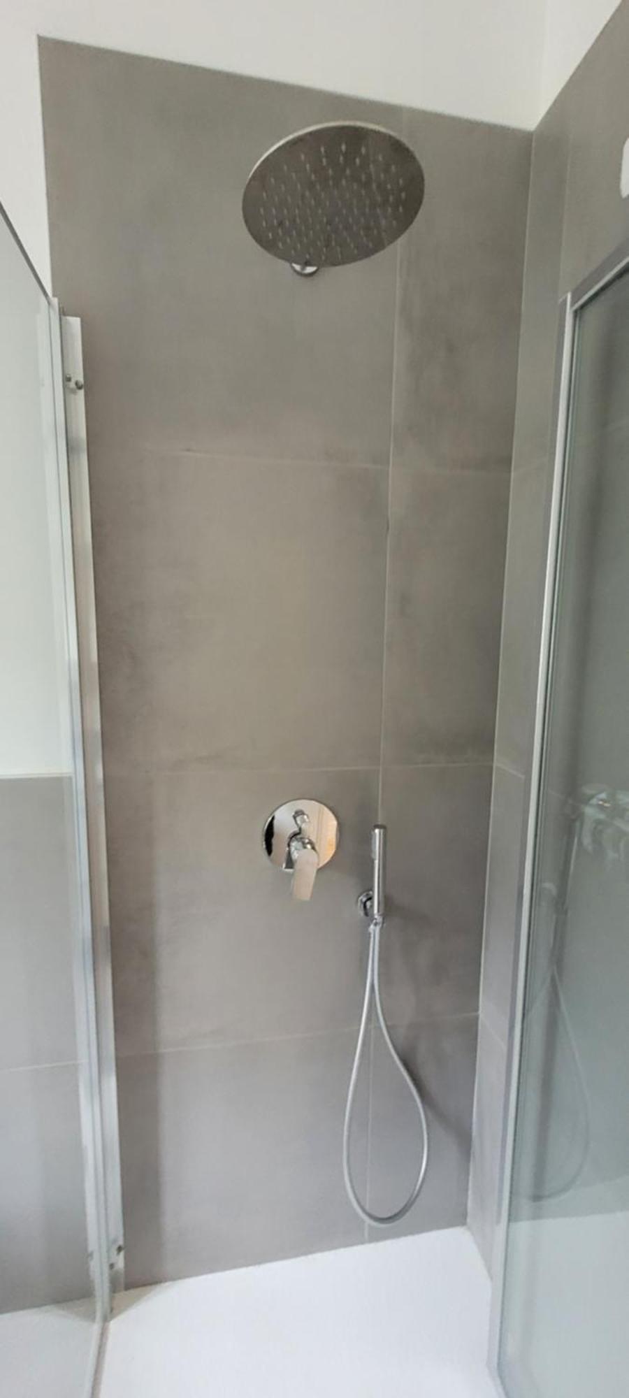 Apartment Lakefront Retreat Lecco