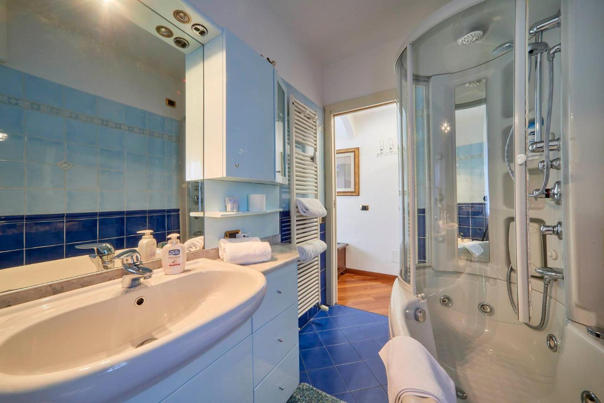 Tosca House 2 Bed & Breakfast