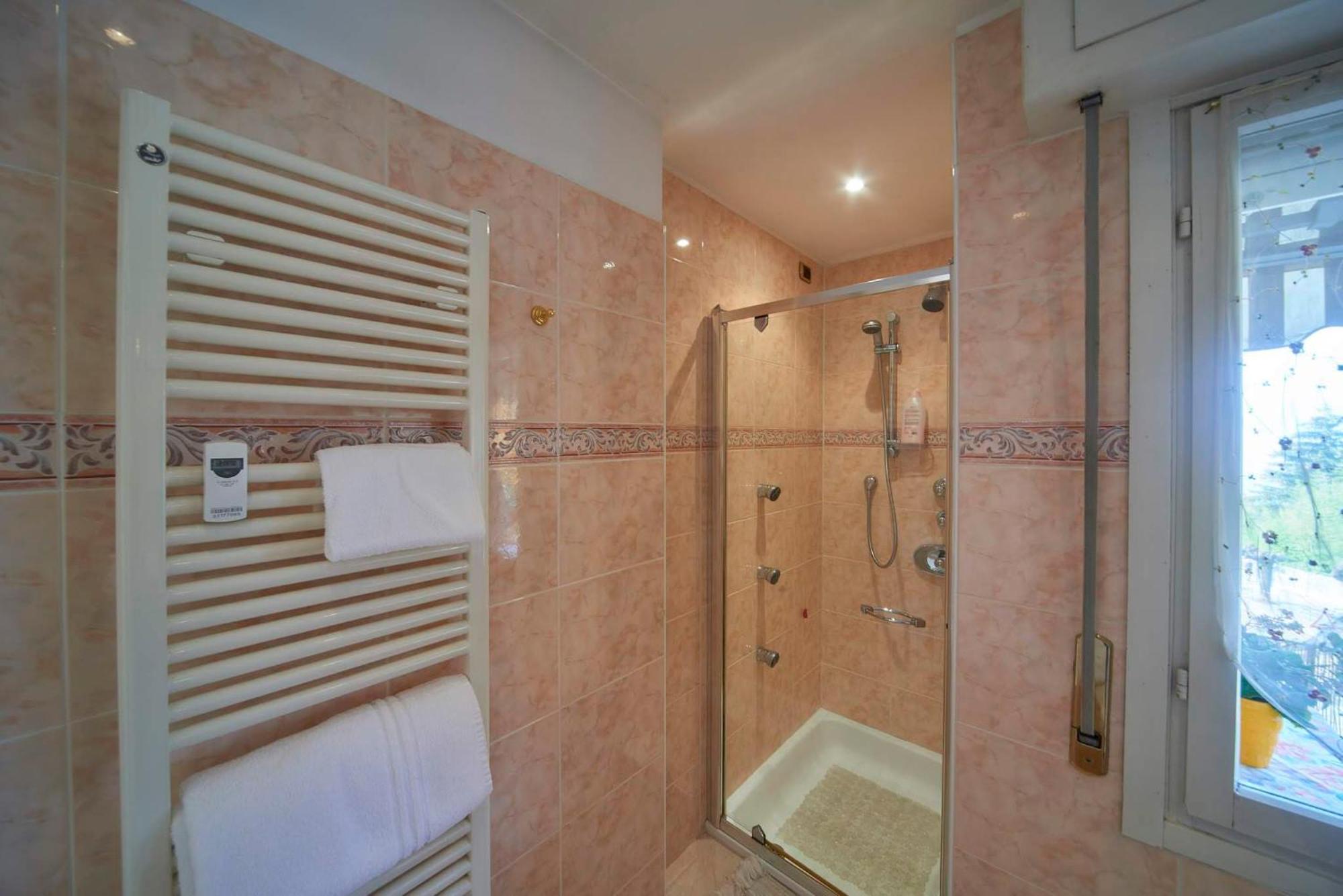 Tosca House 2 Varenna