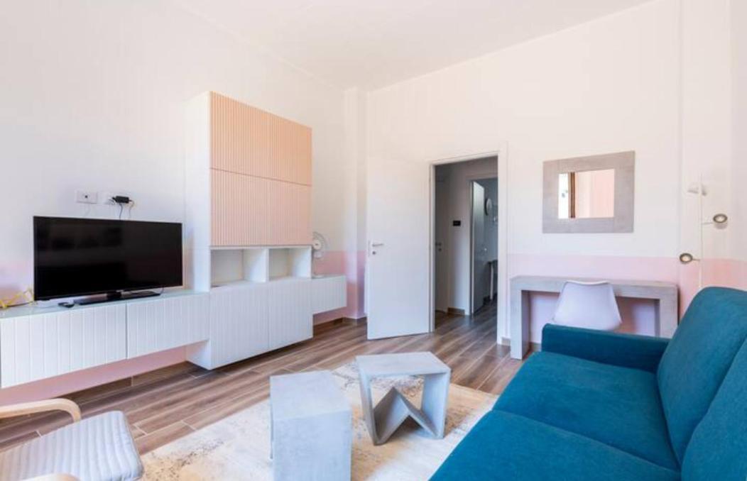 Apartment Pink Mood Como