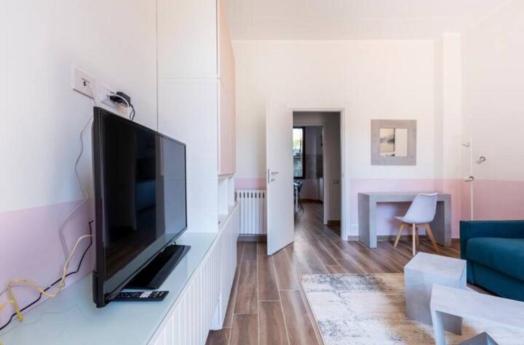 Pink Mood Apartment