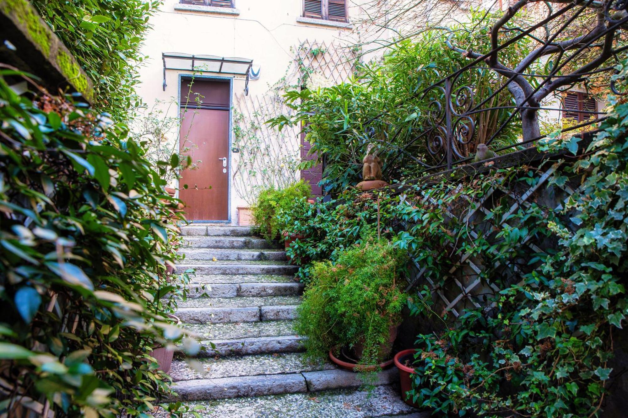 Apartment Il Lauro - By Myhomeincomo