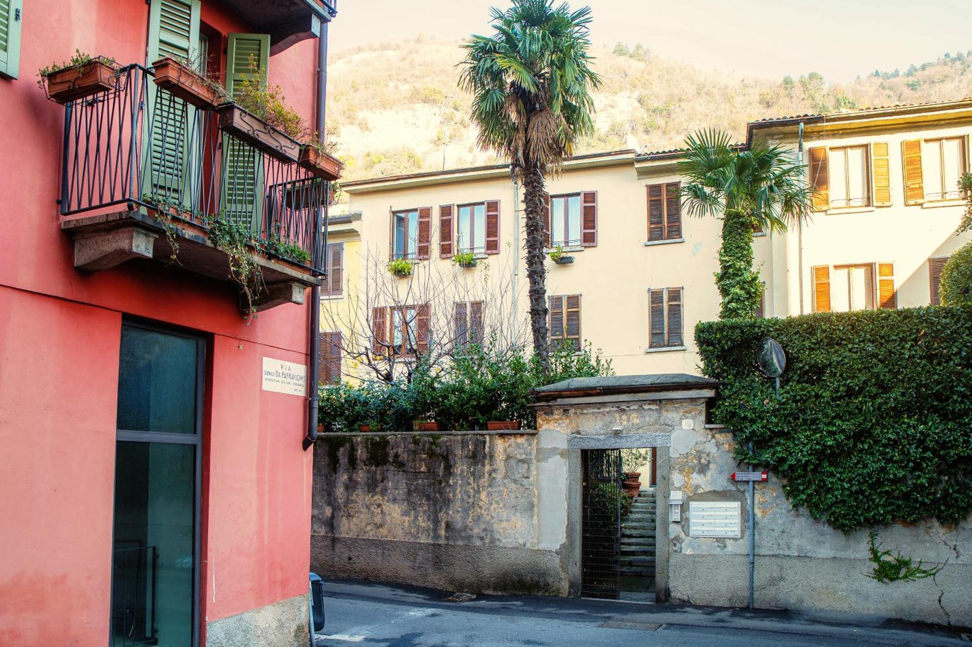 Il Lauro - By Myhomeincomo *