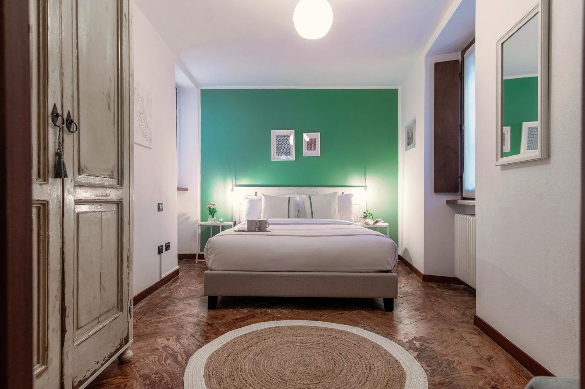 Apartment Il Lauro - By Myhomeincomo