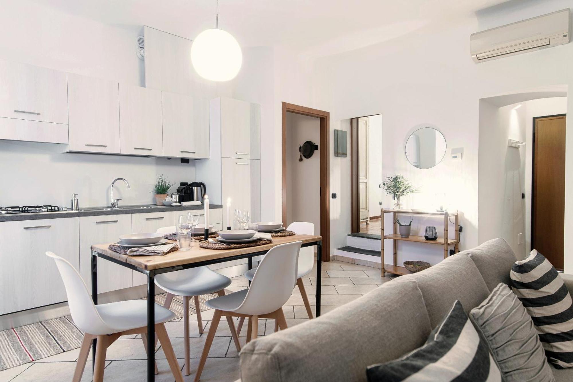 Apartment Il Lauro - By Myhomeincomo