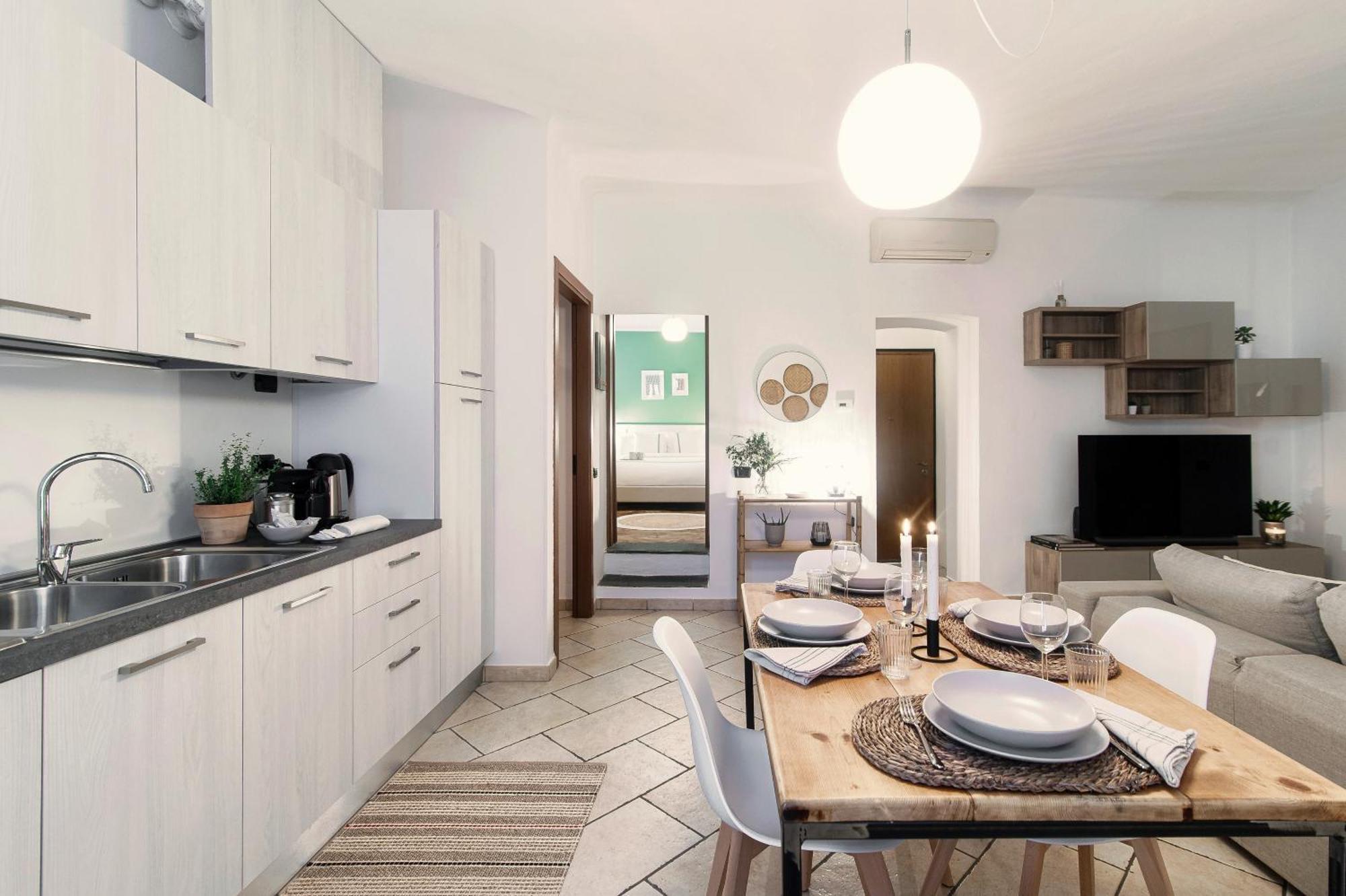 Il Lauro - By Myhomeincomo Apartment