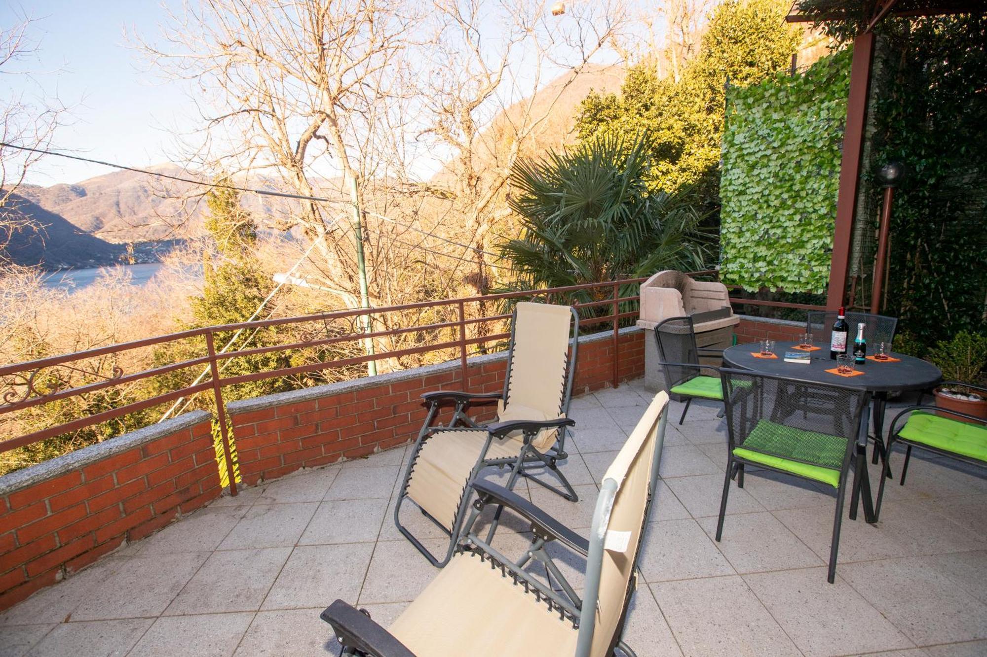 Casa Vacanza Lera Apartment
