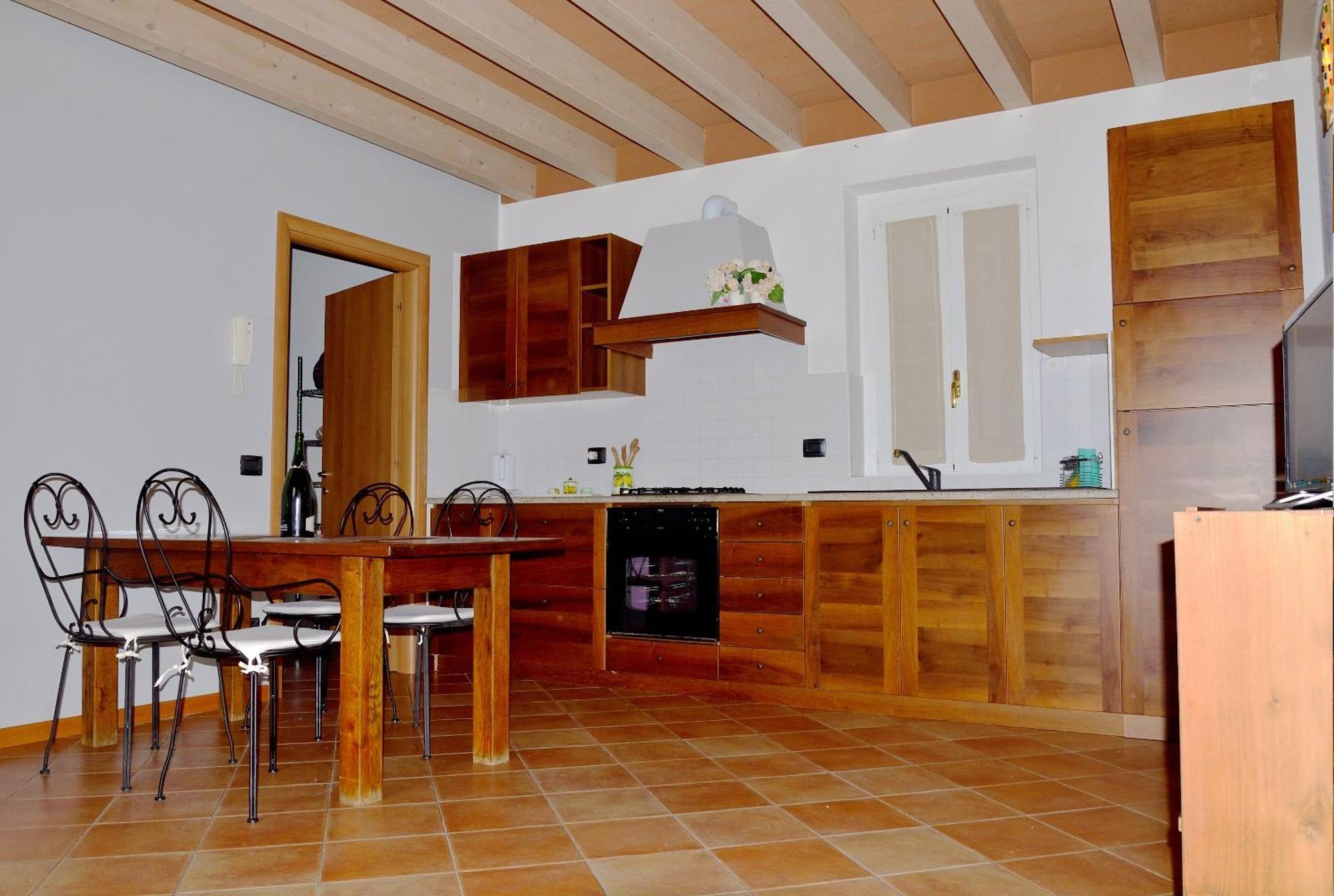 White Garden - With Access To The Lake Lierna
