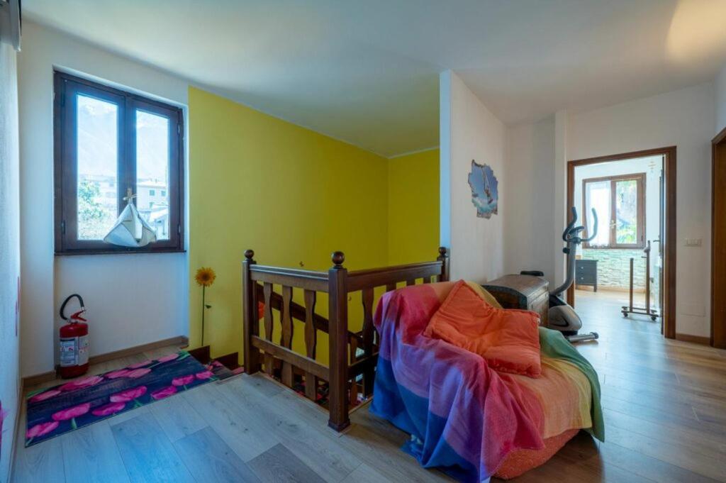 Foreground - Pet Friendly Stay- Garden-parking-lake View- Bike Friendly House