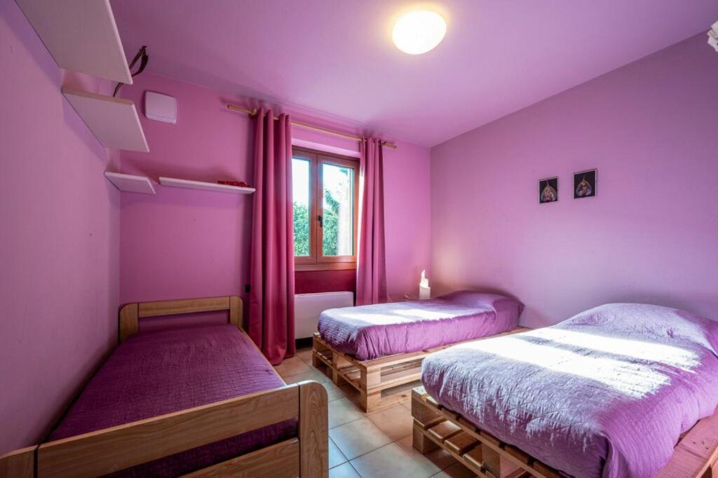 Iris -pet Friendly - Garden - Private Parking- Bike Friendly House Villa Colico